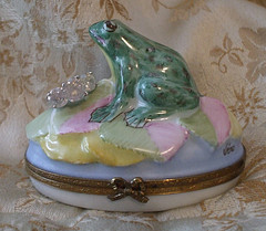 Larger lavish rings.. : wedding Engagement Ring Frog Prince1