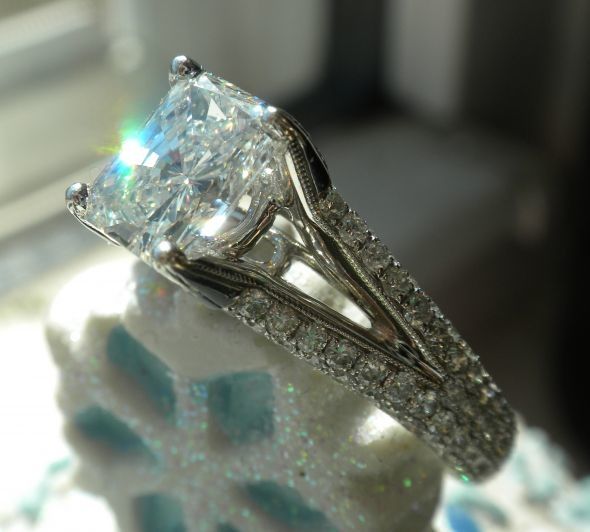 Show me your Pave set e-ring :  wedding Shine And Fire1