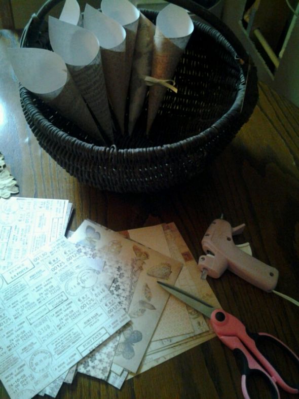 Scrapbook paper rice/birdseed/confetti toss cone!
