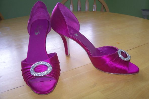 Help! Need Pink Shoes!!!! :  wedding pink shoes help 005