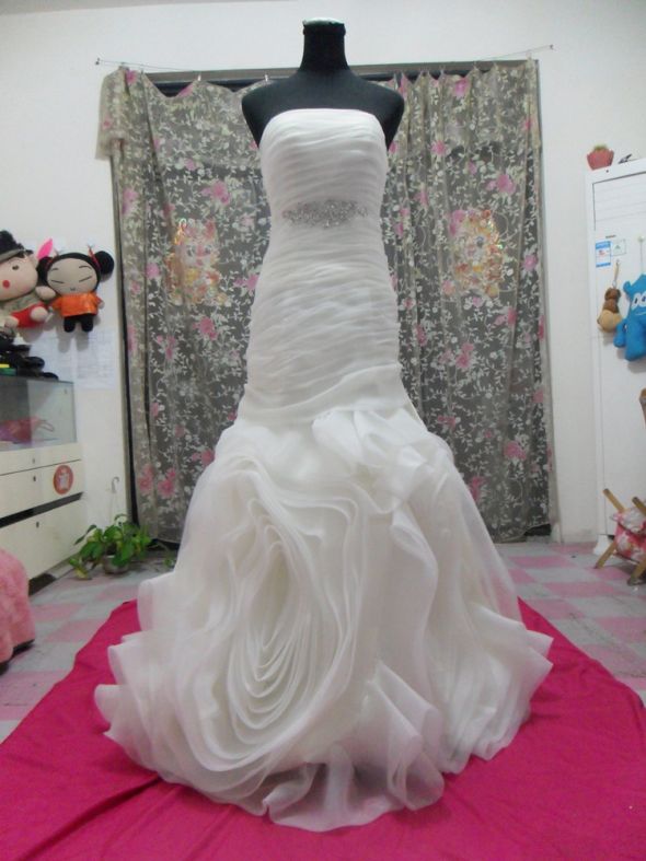 China Dress Complicated Gown please help : wedding china dress help organza vera wange Vf1