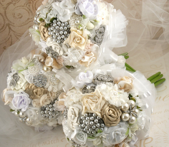 Brooch Bouquets!  Vintage perfection