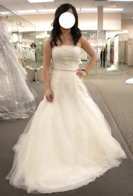 Necklace with straight cut strapless dress?