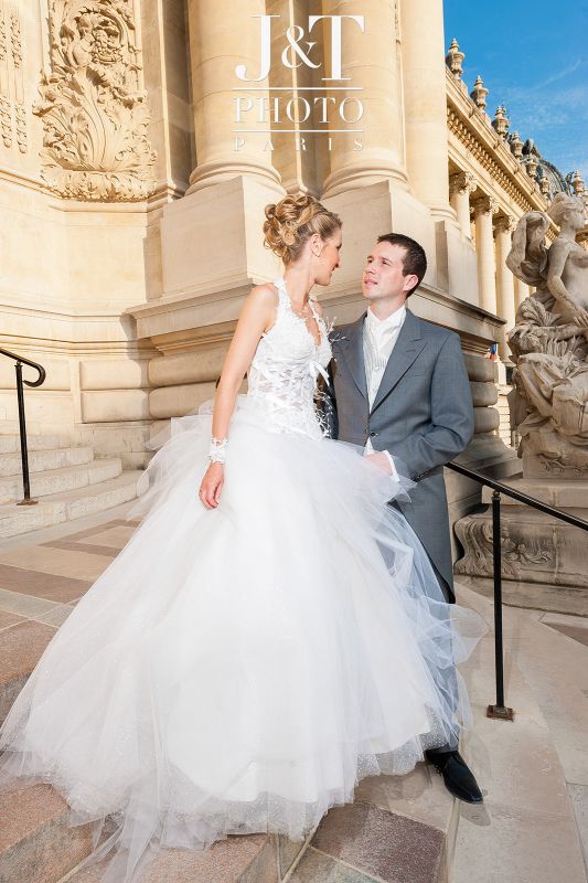 Dress and Formal Couple Picture JT Photo Paris wedding gorgeous creator