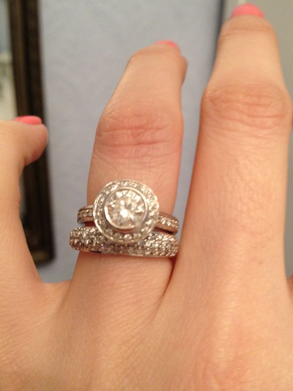 wedding band to fit halo engagement ring? :  wedding rings halo bands e ring problems IPhone 003