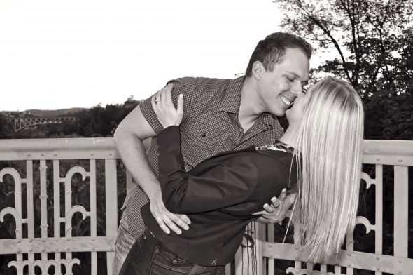 Fall E-pics:  Laidback Love
