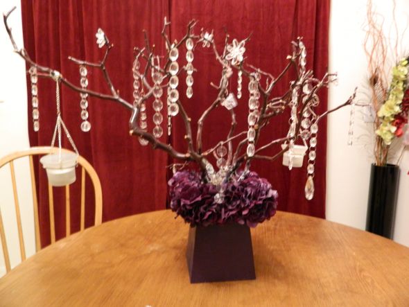 Manzanita Branch Centerpiece