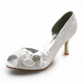 Wedding Shoes Size on Bridal Shoes Ivory Lace Low Heel Rhinestones Shoes Size 11 White White