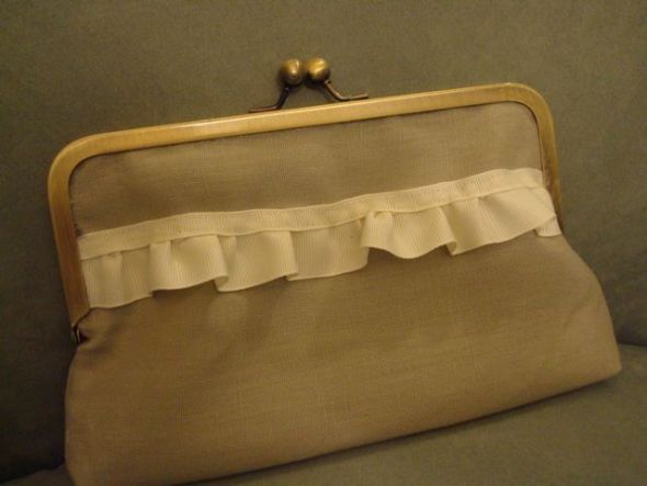 Frame clutches for my beautiful bridesmaids! :  wedding diy sewing clutch purse DSC01820