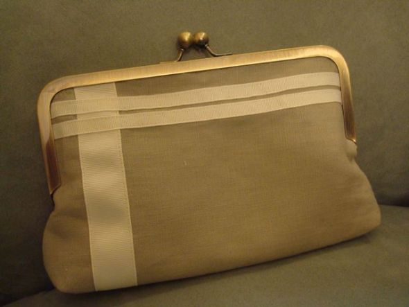 Frame clutches for my beautiful bridesmaids! :  wedding diy sewing clutch purse DSC01822