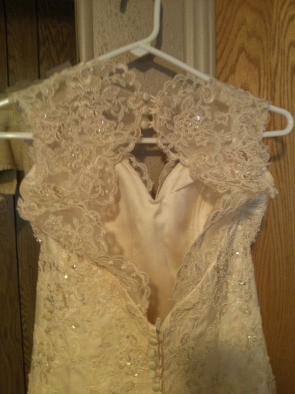 lace wedding dresses