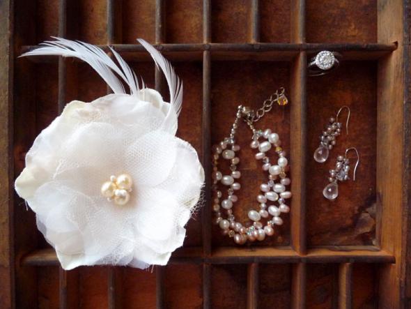 Cupcake's wedding day jewelry