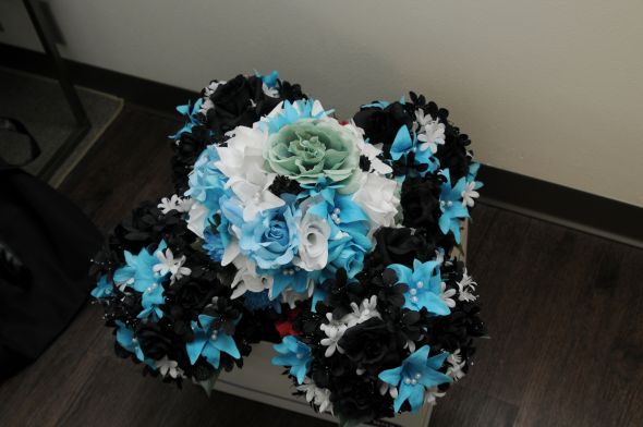 My (fake) bouquet! :  wedding fake flowers 0003