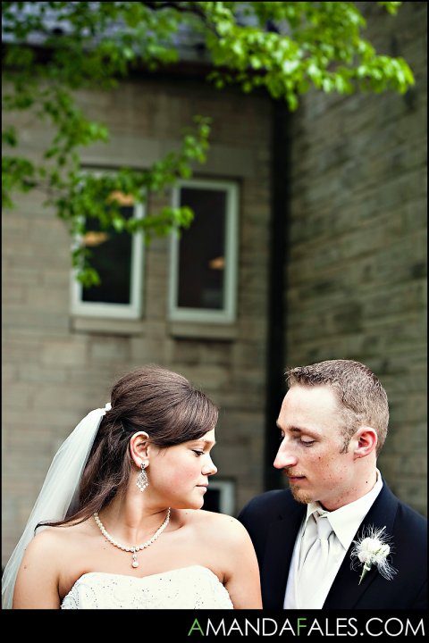 Hair- halfway up with veil? : wedding Amanda Alicia
