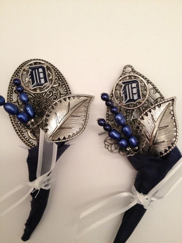 Detroit boutonniere