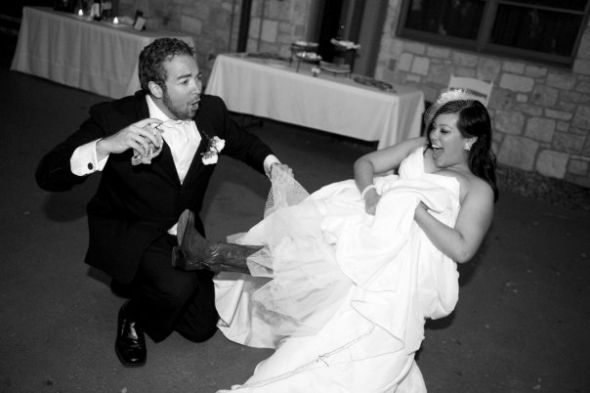 I want to see some funny wedding pictures of you and or your groom