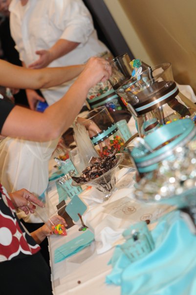 Advice /Tips for a DIY Candy Buffett -- ?? :  wedding advice candy buffet Candy2