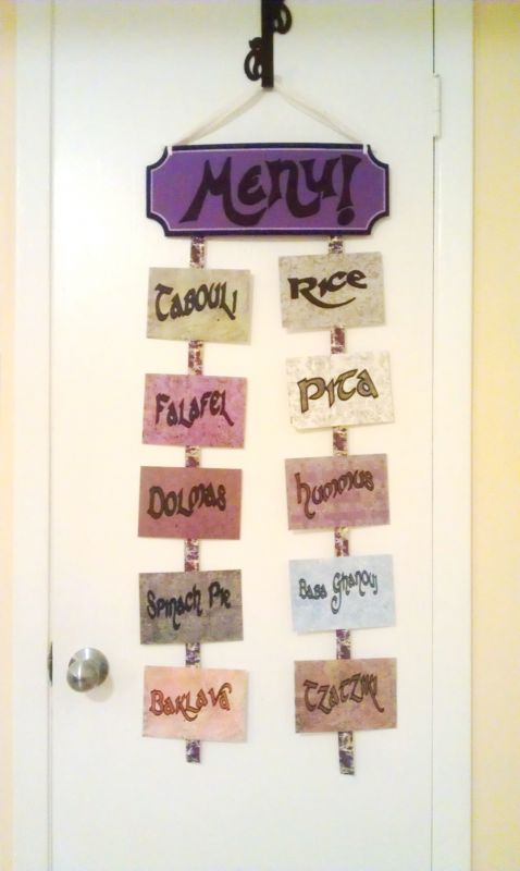 Menu hanger for simple buffet dinner