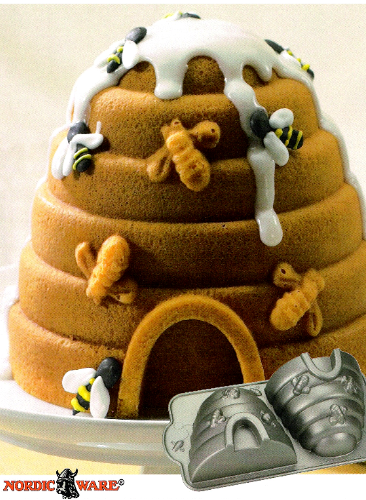 How cute (and apropos) is this?! :  wedding Beehive