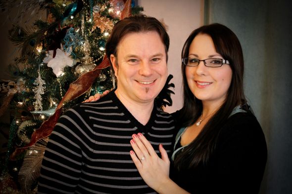 Ashley and Phil's DIY engagement photo and announcement