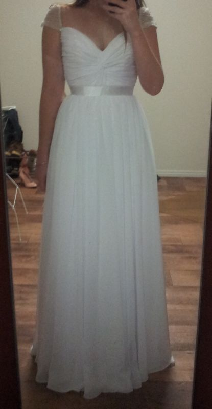 Pimp my dress?! It arrived, kinda underwhelmed by it should I try fix it? pics Pimp my dress?! It arrived, kinda underwhelmed by it should I try fix it? pics