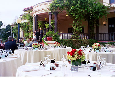 Show off your reception venue! :  wedding SesnonHouse1