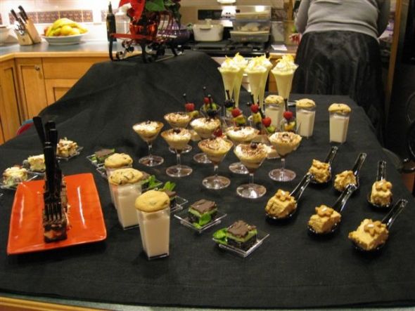 Mini dessert dishes? :  wedding dishes plastic dessert pastries dessert bar mini dishes Desserts3