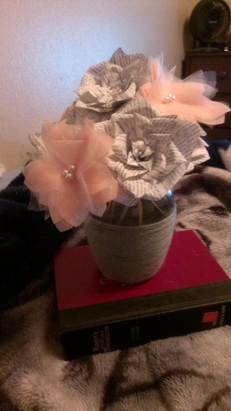 diy book flowers centerpieces