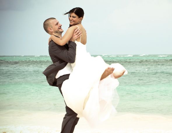 What's the 1 picture you feel completely captured the emotion of your day? :  wedding Pro Wedding Pics 50
