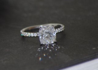 For us waiting bees.. have you picked out your ring yet? :  wedding MartiniRing