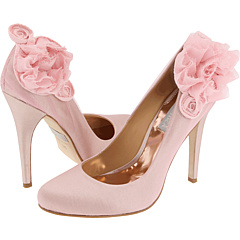Which color are your wedding shoes? :  wedding shoes color 1160372 P DETAILED