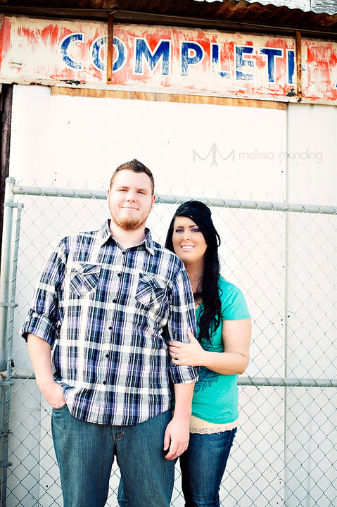 Our engagement photos!! <3 :  wedding photos engagement 62730 432435601458 137689236458 5709312 6121009 N