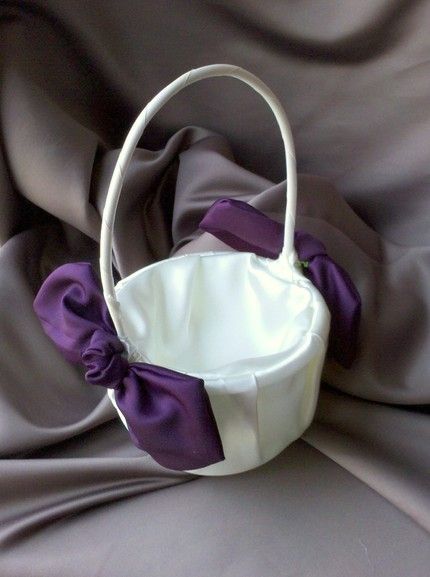 MY ETSY.COM FINDS!!! :  wedding etsy com garter dog pillow basket damask red black white flowers Flowergirl Basket