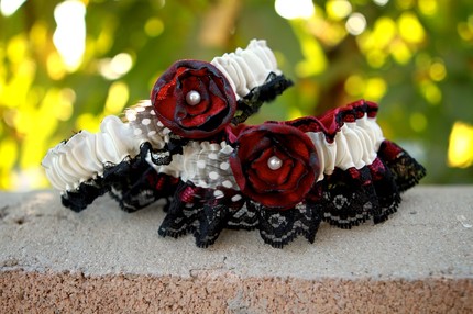 MY ETSY.COM FINDS!!! :  wedding etsy com garter dog pillow basket damask red black white flowers Il 430xN.176018885