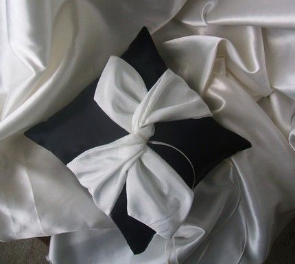 MY ETSY.COM FINDS!!! :  wedding etsy com garter dog pillow basket damask red black white flowers Ringpuppypillow