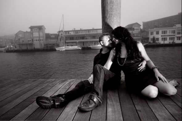 Post your favorite e-pic pretty please? :  wedding engagement photos 6931 525721912061 15000342 31420927 3445319 N