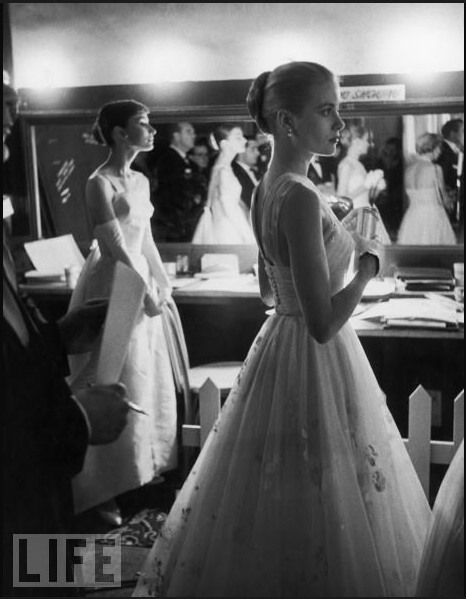 Favorite Dresses in Oscar History? :  wedding oscar dresses GraceKellly