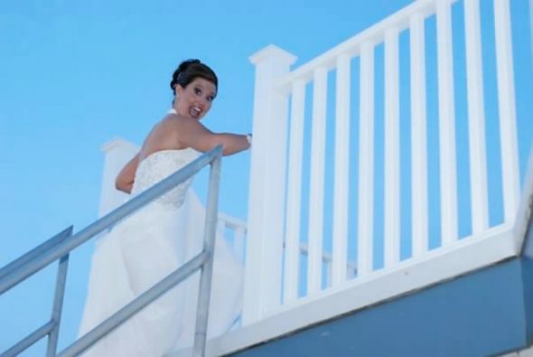 Show me your beach wedding dresses! :  wedding 232323232fp5385 Nu325 77 249 WSNRCG349935539336nu0mrj