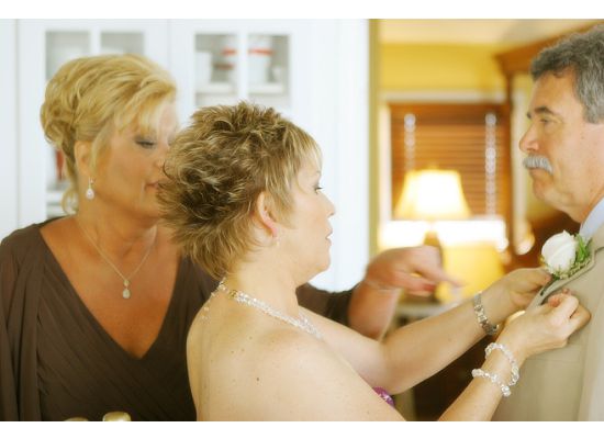 What is your mom wearing? :  wedding mob Bout On Tim