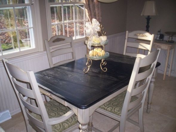 Show me your upcycled furniture! :  wedding Kitchentableglazepaint