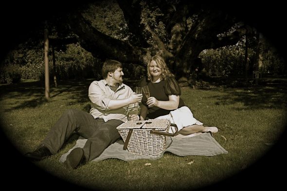 Show me what you wore for your engagement pics! :  wedding Engagement Small