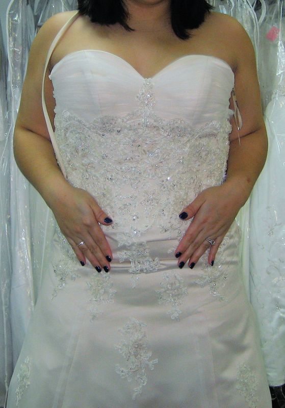 Plus size? Show us your dress! : wedding plus size 1 dress fashion real brides curves Sarah 021
