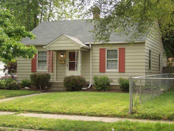House pictures : wedding house Front 2