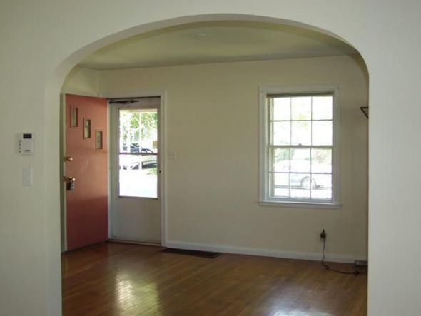 House pictures :  wedding house Living Room 1