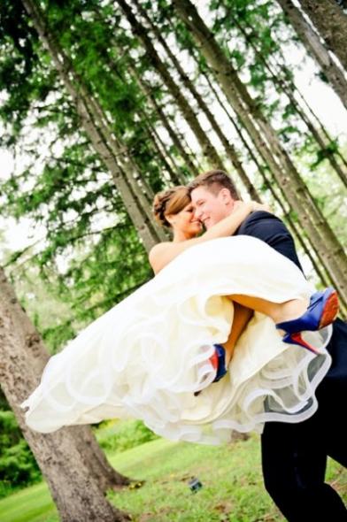 Show me (us) your shoes!!! :  wedding Spin