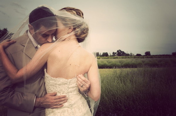 Veil for Photos Only? :  wedding 70f67654e14685151c14ac7984ac755a M