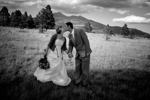 How can anyone pick just ONE??? Post your favorite wedding photos! : wedding MM 1427