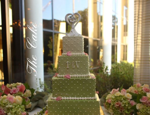 Married Bee's, show us your CAKE! : wedding cake Cake