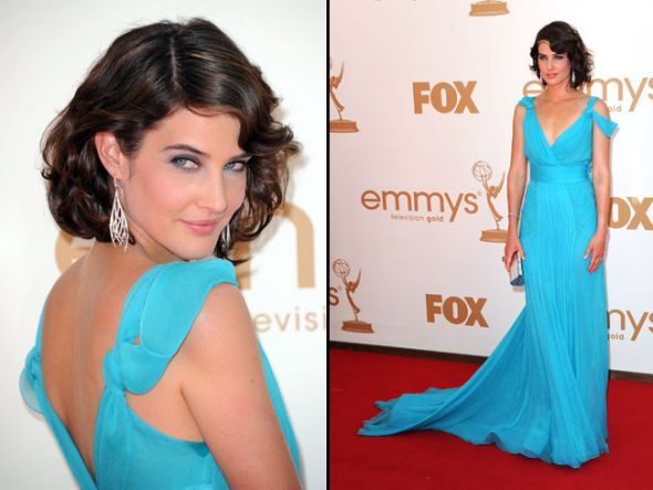 i dont know who Cobie Smulders is but im loving her hair and makeup