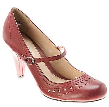 Bees, I have a shoe challenge! Are you up for it? ;) :  wedding shoe vintage red ceremony Red Shoes3